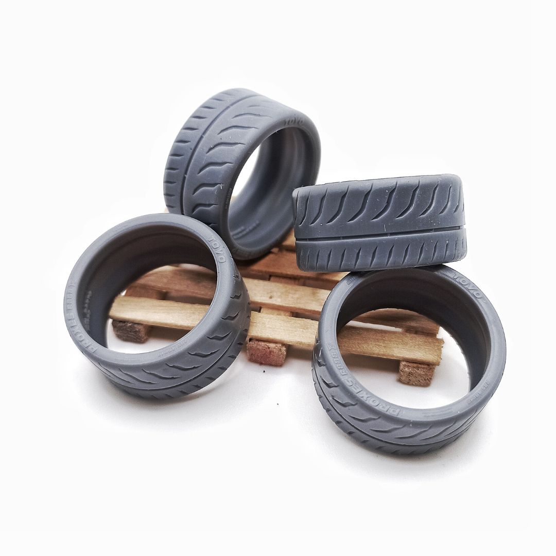 YAMAMOTO Semi Slick Tyres 18