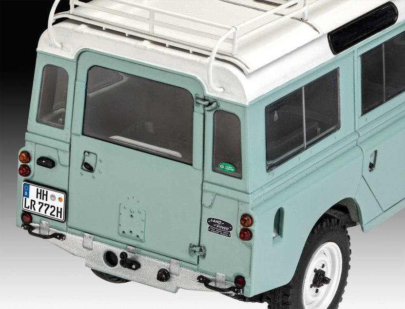 REVELL Land Rover Series III LWB station wagon 1/24 - 07047
