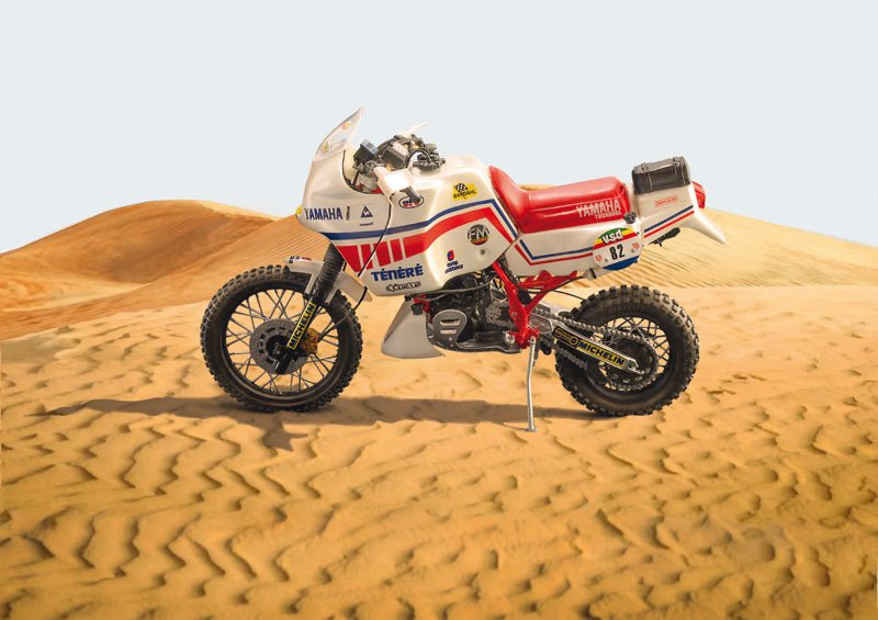 ITALERI YAMAHA Ténéré 660cc Paris Dakar 1986 1/9 - 4642 - GPmodeling